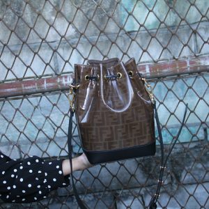 Fendi Bucket-17*15*25CM - Image 4