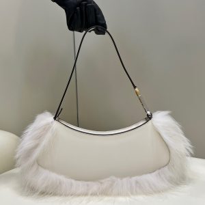Fendi O-lock Clutch Bags-32*11*5CM - Image 3