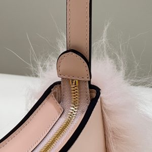 Fendi O-lock Clutch Bags-32*11*5CM - Image 5
