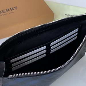 Burberry Wallet-30 x 20 CM - Image 3