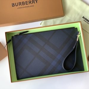 Burberry Wallet-30 x 20 CM - Image 5