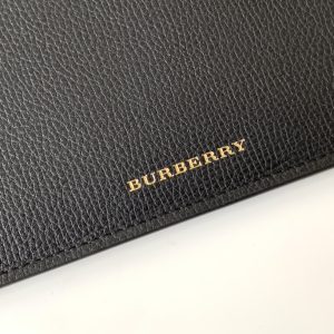 Burberry Wallet-30 x 20 CM - Image 3