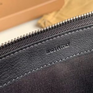 Burberry Wallet-30*19.5CM - Image 4