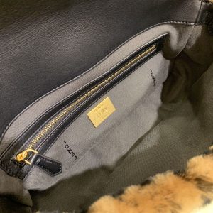 FendI Medium Baguette Bag-26x15x4CM - Image 4