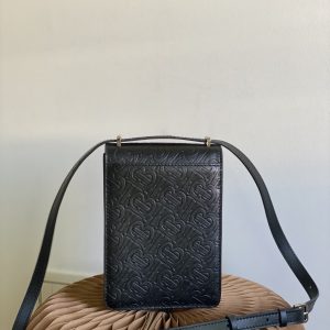 Burberry Robin Bag-13.5 x 4.5 x 19CM - Image 4