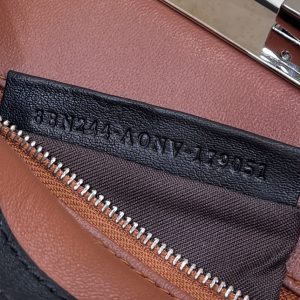 Fendi PeekabooTote-24CM - Image 6