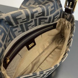 FendI Medium Baguette Bag-26x15x4CM - Image 3