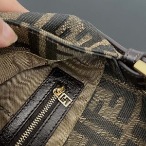 FendI Medium Baguette Bag-26x15x4CM - Image 6