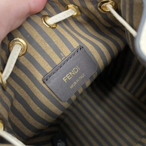 Fendi Mini Mon Tresor Bag -12x18x10CM - Image 3