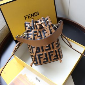 Fendi Mini Mon Tresor Bag -12x18x10CM