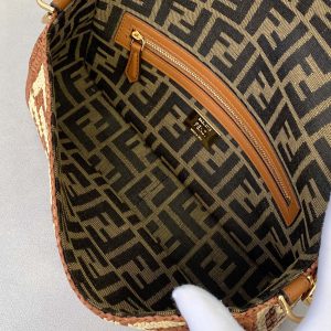 Fendi Medium Baguette Bag-26x15x4CM - Image 6