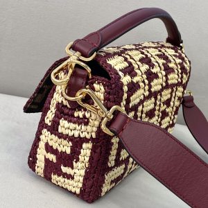 Fendi Medium Baguette Bag-26x15x4CM - Image 6