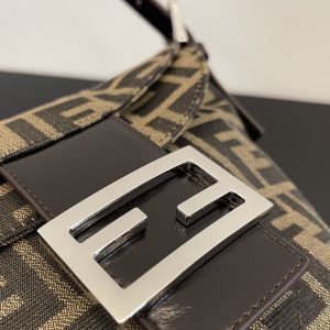 FendI Small Bag-14x10x21CM - Image 7
