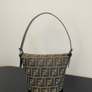FendI Small Bag-14x10x21CM - Image 9