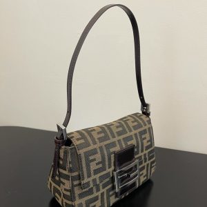 FendI Small Baguette Bag-20x15x9CM - Image 2