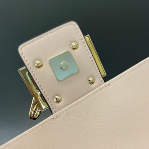 FendI Small Baguette Bag-20x15x9CM - Image 6