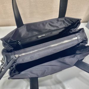 Prada 2VG318A Re-Nylon Tote Bag-33*30*13CM - Image 7