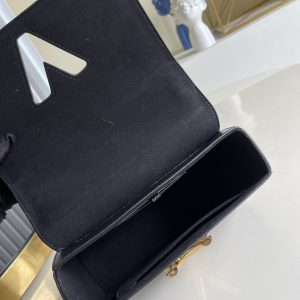Louis Vuitton Twist MM-23*18*8CM - Image 3