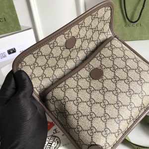 GUCCI Vintage GG Supreme Brossbody Bag-20X13X2.5CM - Image 4