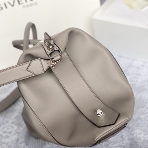 Gienvchy Antigona Soft Tote-30*8*25&45*9*35CM - Image 8