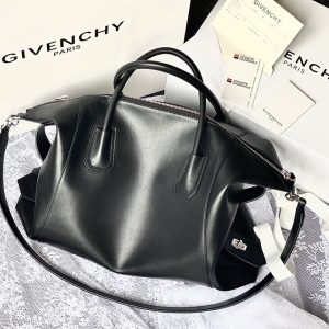 Gienvchy Antigona Soft Tote-30*8*25&45*9*35CM - Image 8