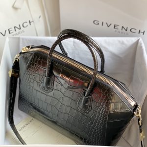 Gienvchy Antigona Handbags-33*18*26*41CM - Image 9