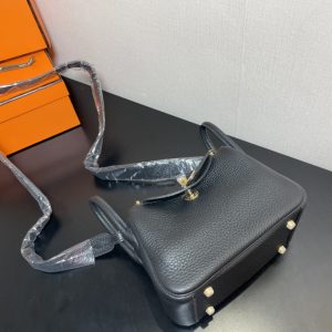 Hermes Lindy 19-Togo Leather-19CM - Image 11