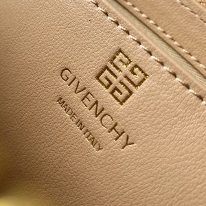Gienvchy Antigona Sport -22*5*18CM - Image 2
