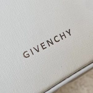 Gienvchy Cutout Bucket-16*11*11 CM - Image 5
