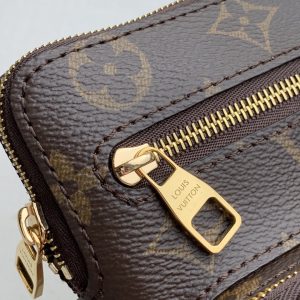 Louis Vuitton Utility Phone Pocket – 16*19*6CM - Image 8