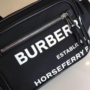 Burberry Crossbody Handbag-22*16*7CM - Image 7