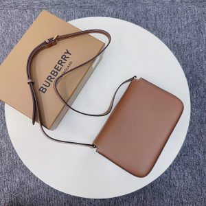 Burberry Crossbody Bag-19.5*7*16CM - Image 3