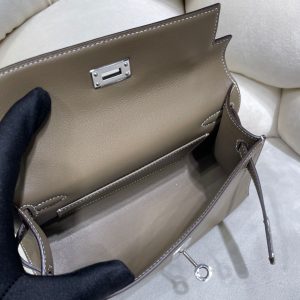 Hermes Mini Kelly Pochette-Epsom Leather-22CM - Image 9