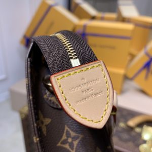 Louis Vuitton M47546 Toiletry Handbags- 26-19.0×15.0x6CM - Image 7