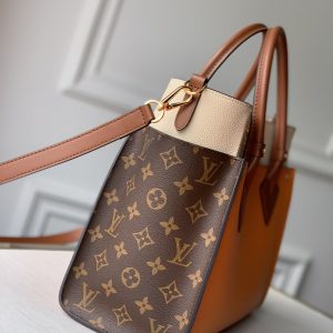 Louis Vuitton On My Side Tote Bag-M57728-31*25*14CM - Image 4