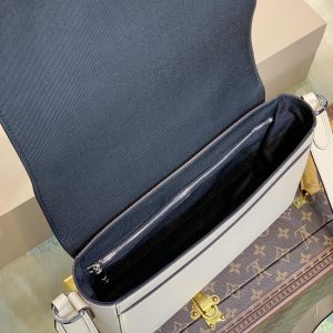 LV New Flap-M30807-28.3 x 18.3 x 4.3CM - Image 3