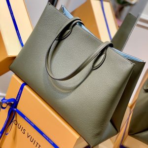 Louis Vuitton Lockme Handbags M57345-42*28*15CM - Image 6