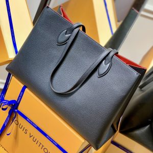 Louis Vuitton Lockme Handbags M57345-42*28*15CM - Image 4