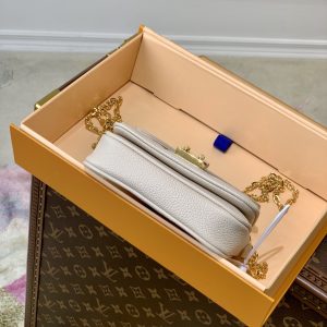 Louis Vuitton Micro Metis Handbags-14*11* 3.5 CM - Image 5
