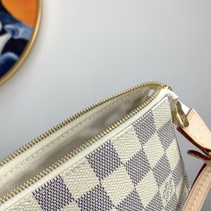 Louis Vuitton Pochette Accessoires-21*13*3CM - Image 9