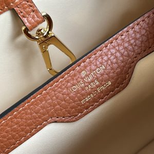 Louis Vuitton Capucines Handlebag-27*18*9&32*20*11CM - Image 8