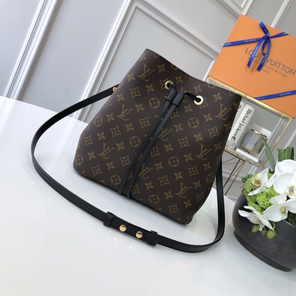 lvbag-133443_4_.jpg