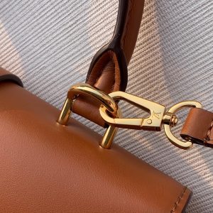 Louis Vuitton Locky BB Bag -21* 17.0*8CM - Image 5