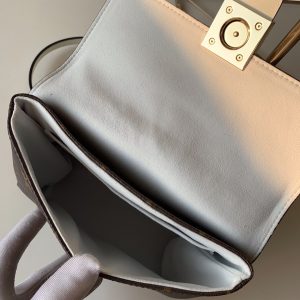 Louis Vuitton Locky BB Bag -21* 17.0*8CM - Image 4