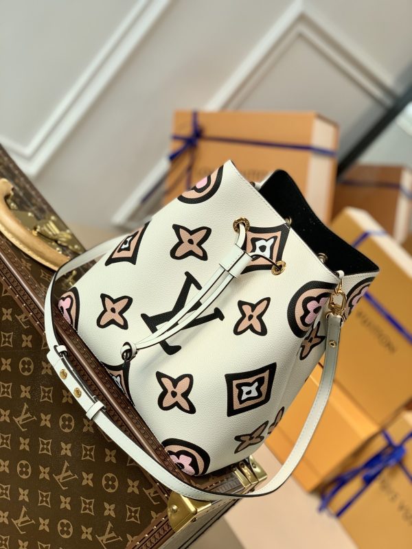 lvbag-1543323rewrwe_3_.jpg