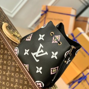 Louis Vuitton Wild at Heart NéoNoé Bucket Bag -26X22X27CM - Image 6