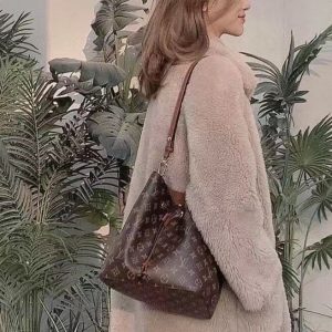 Louis Vuitton NéoNoé Bucket Bag -26X22X27CM - Image 4