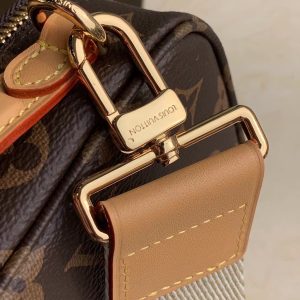 Louis Vuitton M80446 Utility Crossbody – 18*11*10CM - Image 7