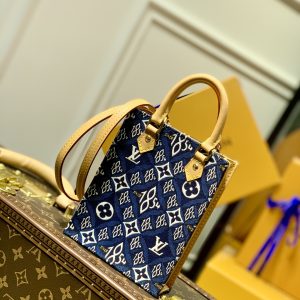 Louis Vuitton Petie Sac Plat Tote-17*14*5.5CM - Image 4