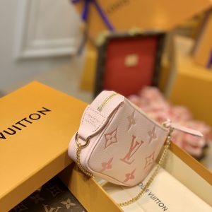 Louis Vuitton Mini Pochette Accessoires-15*9.5*3CM - Image 6
